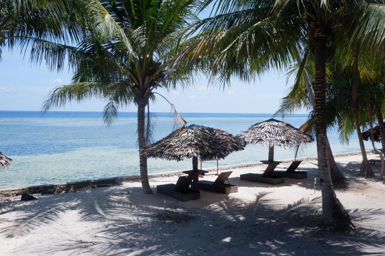 Wakatobi Patuno Diving And Beach Resort By Sahid Wanci Exterior photo