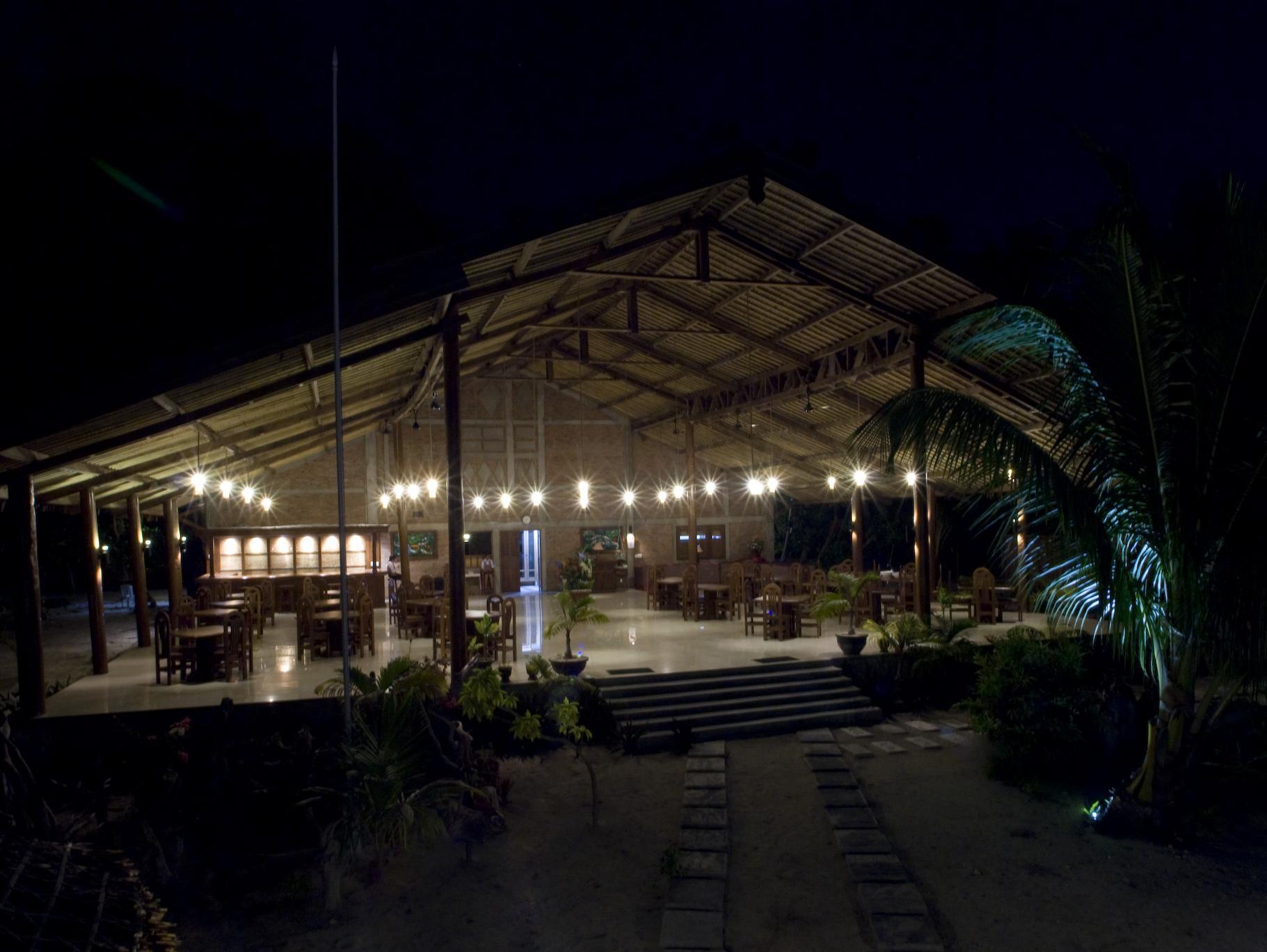 Wakatobi Patuno Diving And Beach Resort By Sahid Wanci Exterior photo
